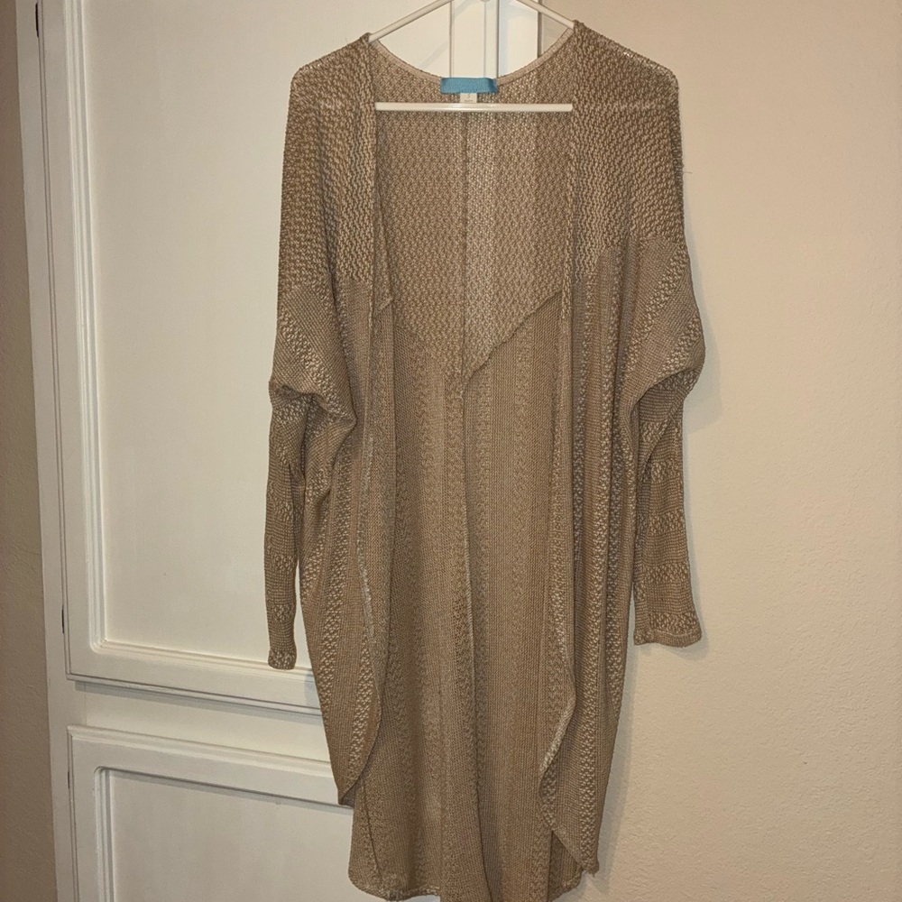 Francesca’s Chic Tan/beige Open-Front Cardigan